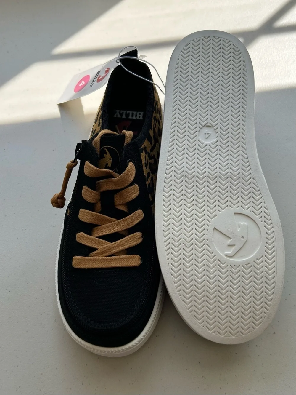 Billy Footwear Kids Shoes Size 4 Black Cheetah Harbor Essential Low Top New